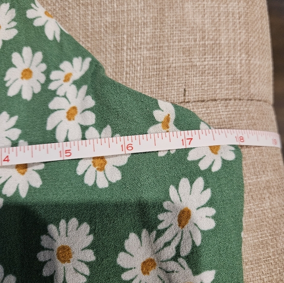 Reformation daisy green dress large - Picture 6 of 7